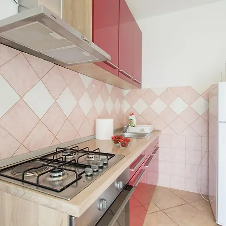 Zlatko Apartment *